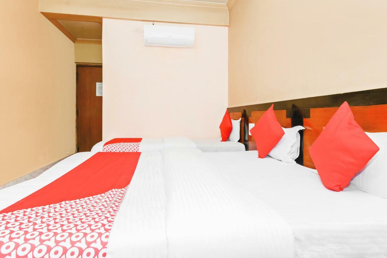 Suraj Hotel Pune Extérieur photo